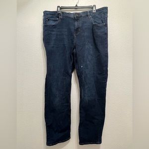 Chaps Men’s Slim Straight Fit Jeans